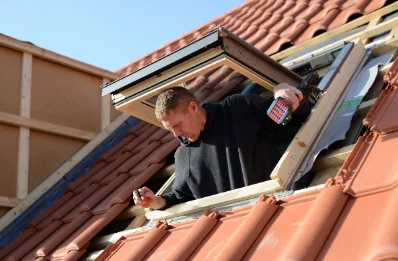Pose de fenêtres de toit Velux à Saïx
